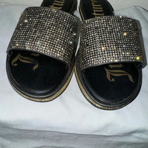 JUICY COUTURE YUMMY CRYSTAL SLIDES SANDALS FLIP FLOP BLACK GOLD size 6 - Picture 4 of 8